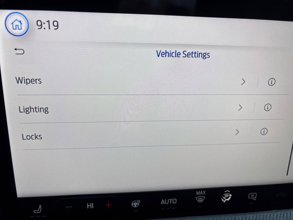 New 2025 Ford Maverick XLT w/ Equipment Group 301A image 29