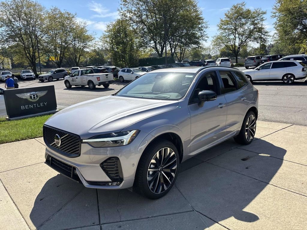 New 2026 Volvo XC60 B5 Ultra w/ Protection Package Premier image 3
