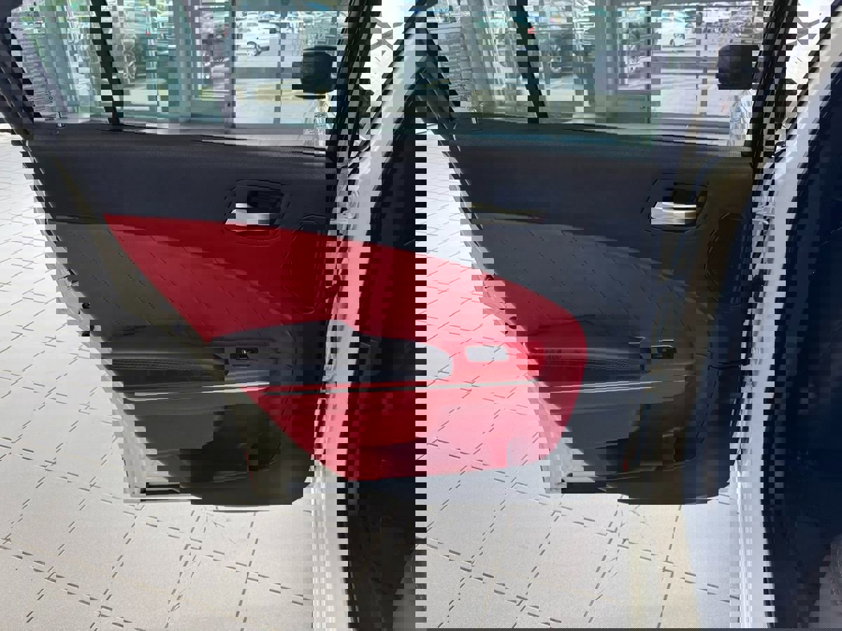 Used 2015 Dodge Charger R/T RWD image 44