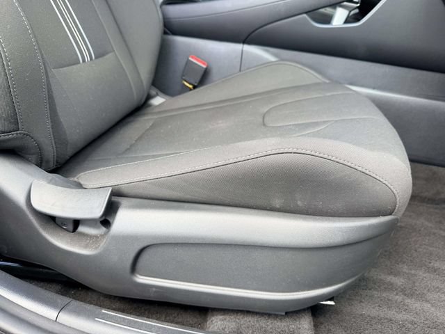 Used 2026 Hyundai Elantra SEL Sport Premium w/ Cargo Package FWD image 9