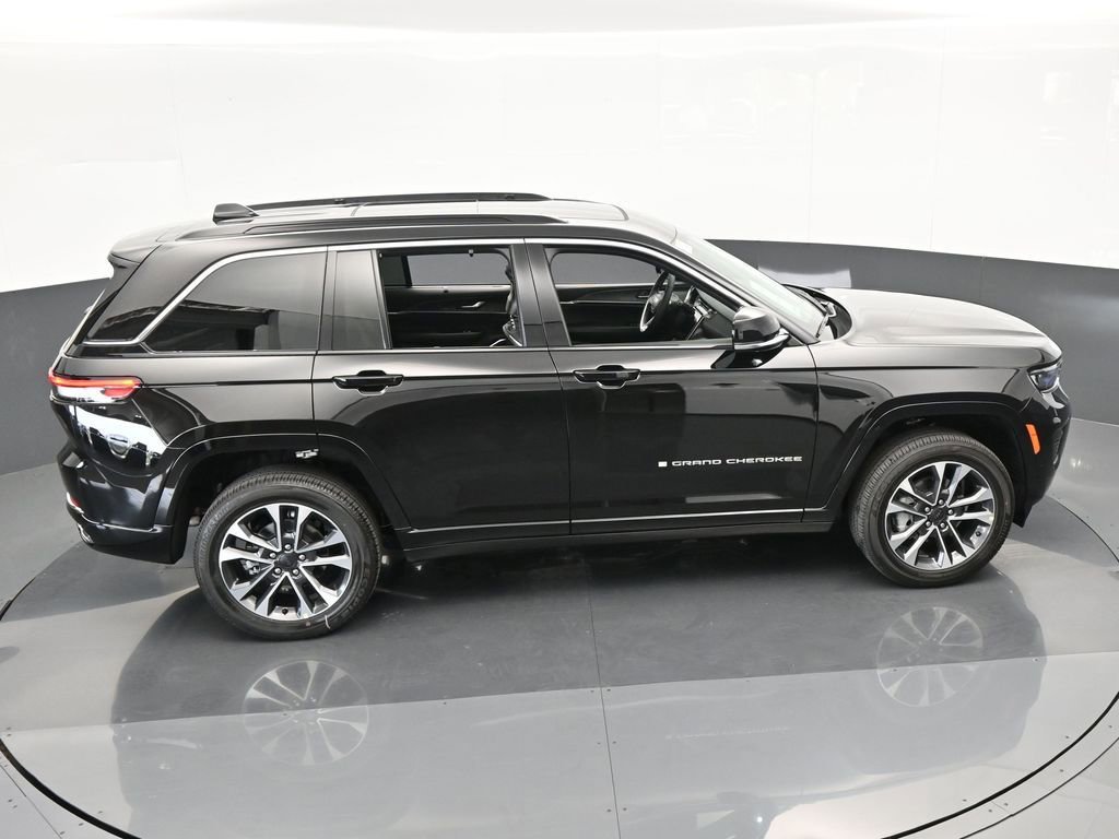 Used 2024 Jeep Grand Cherokee Overland w/ Luxury Tech Group IV image 45