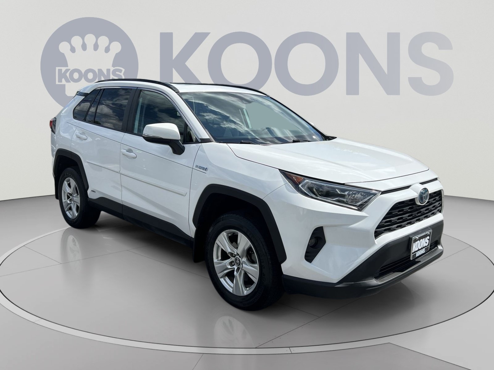 Used 2021 Toyota RAV4 XLE w/ Convenience Package AWD/4WD image 10