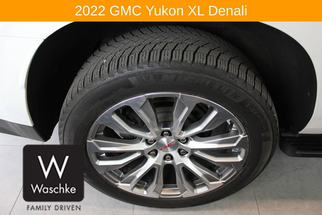 Used 2022 GMC Yukon XL Denali w/ Denali Premium Package AWD/4WD image 14