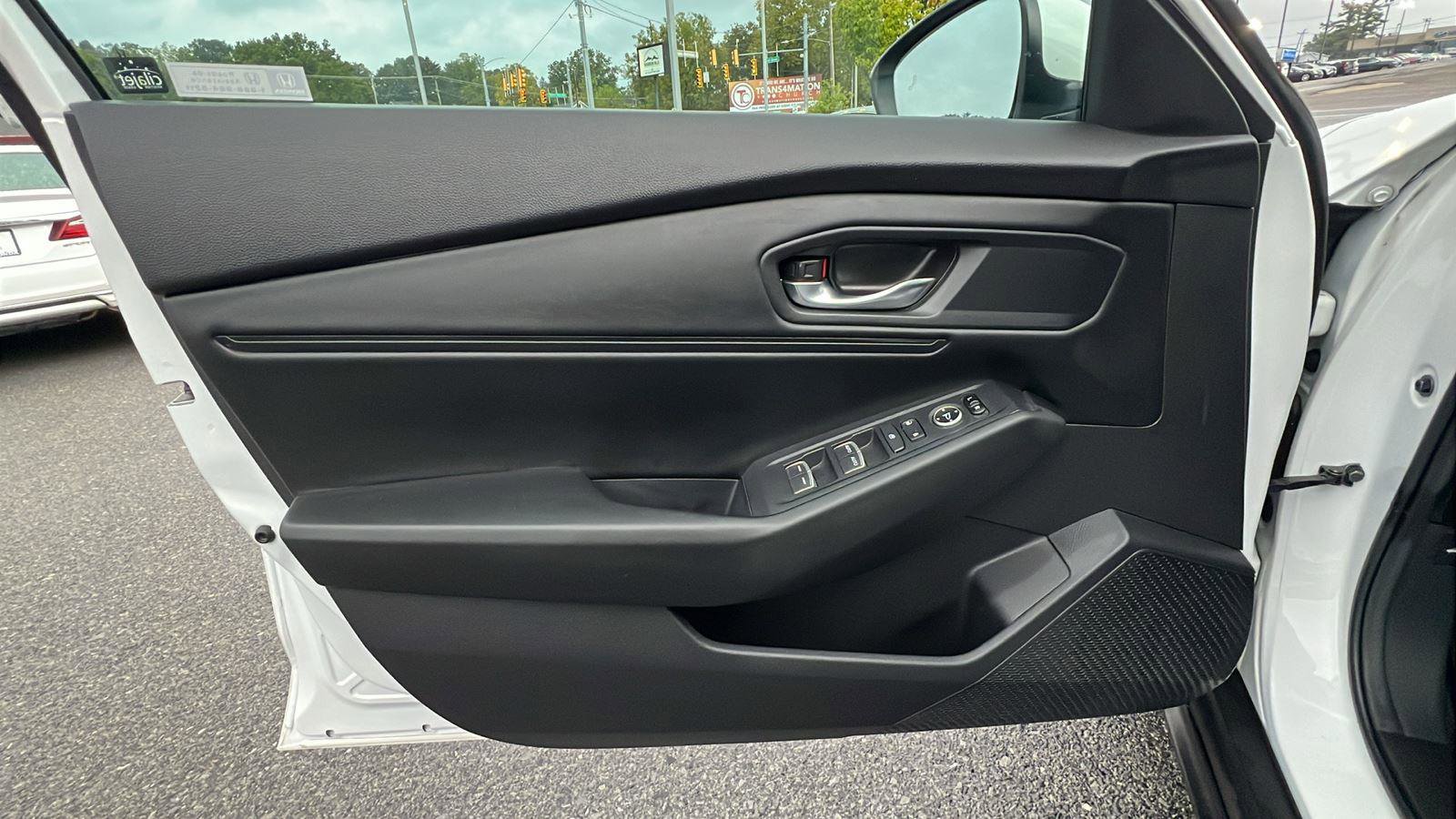 Certified 2023 Honda Accord EX image 21