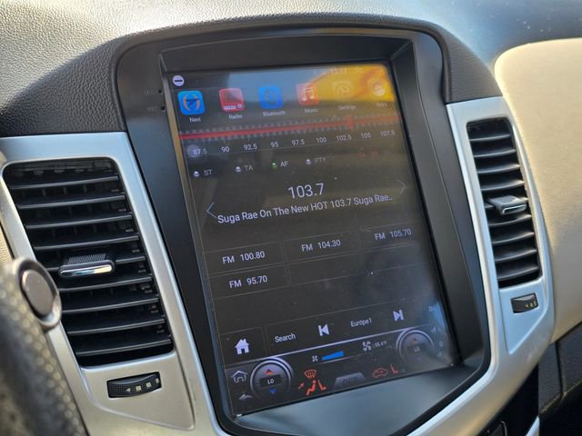 Used 2016 Chevrolet Cruze LS image 26