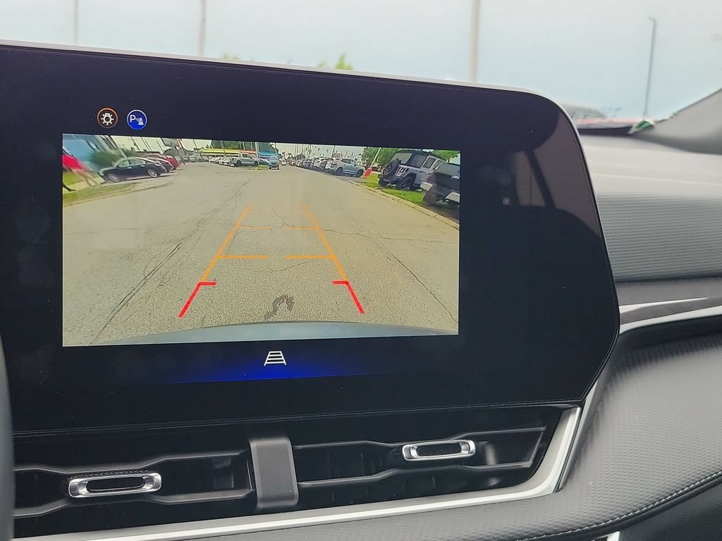 Used 2025 Chevrolet Equinox LT AWD/4WD image 24