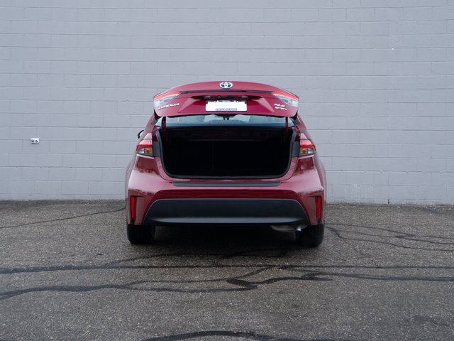 Used 2025 Toyota Corolla XLE image 14