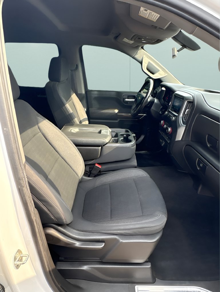 Used 2021 Chevrolet Silverado 1500 LT AWD/4WD image 20