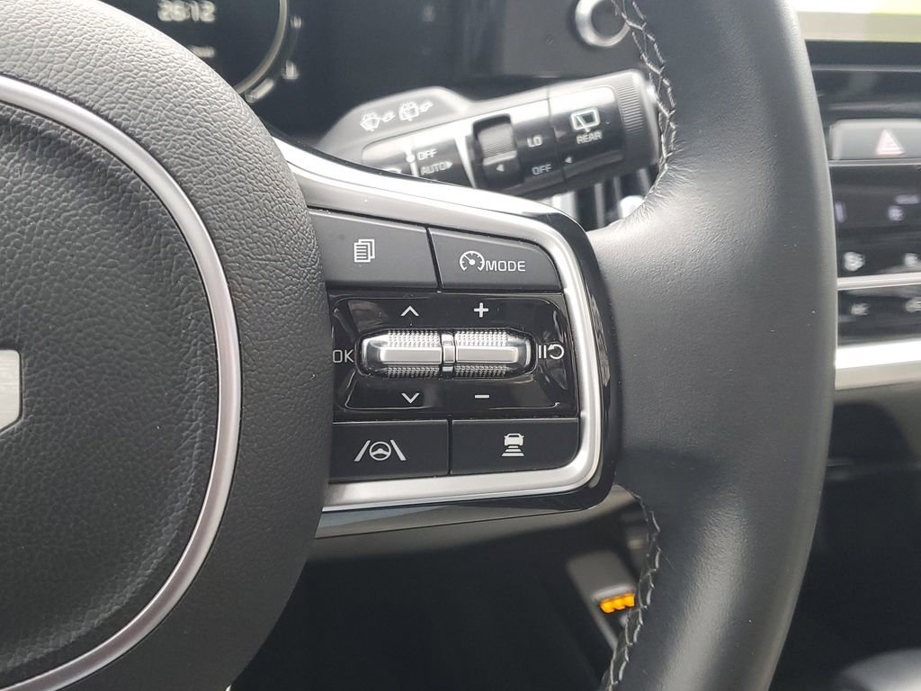 Used 2023 Kia Sorento SX image 17