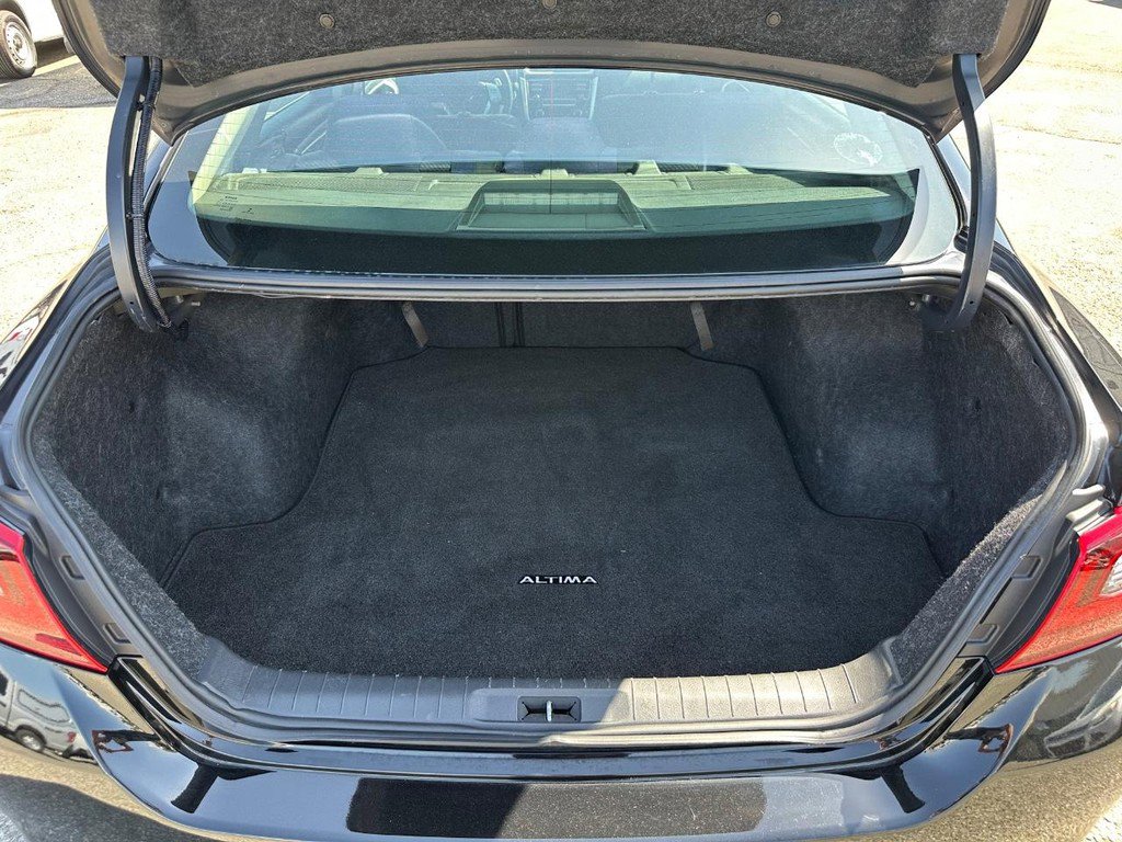 Used 2017 Nissan Altima 2.5 SR image 40