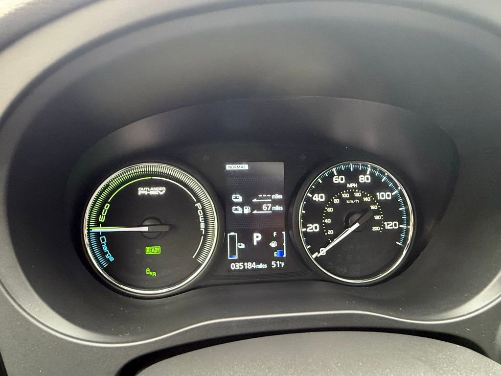 Used 2020 Mitsubishi Outlander GT image 22