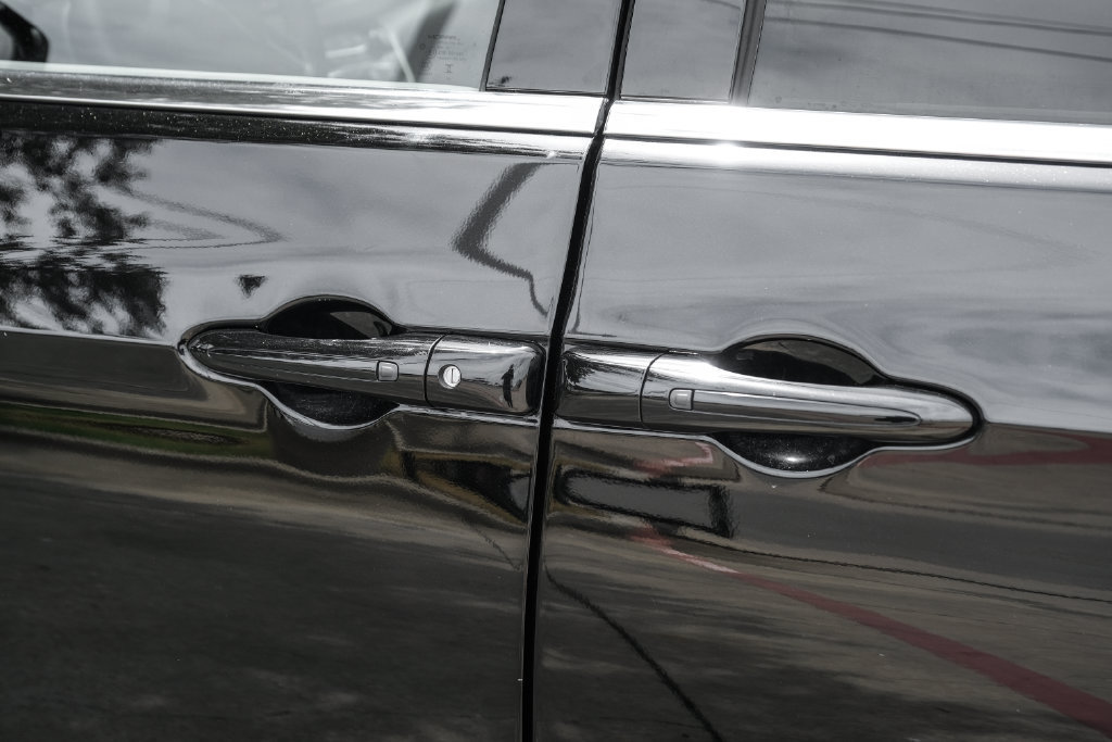 Used 2024 Chrysler Pacifica Touring-L FWD image 56