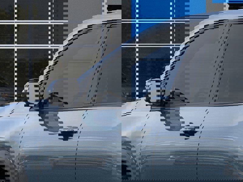 New 2026 Chevrolet Equinox LT w/ Safety and Technology Package image 12