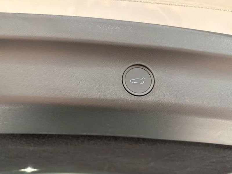 Used 2023 Tesla Model Y Long Range image 14