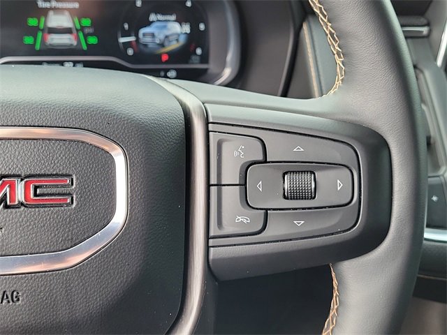 Used 2023 GMC Yukon AT4 image 28