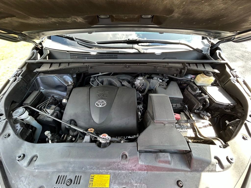 Used 2018 Toyota Highlander XLE FWD image 11
