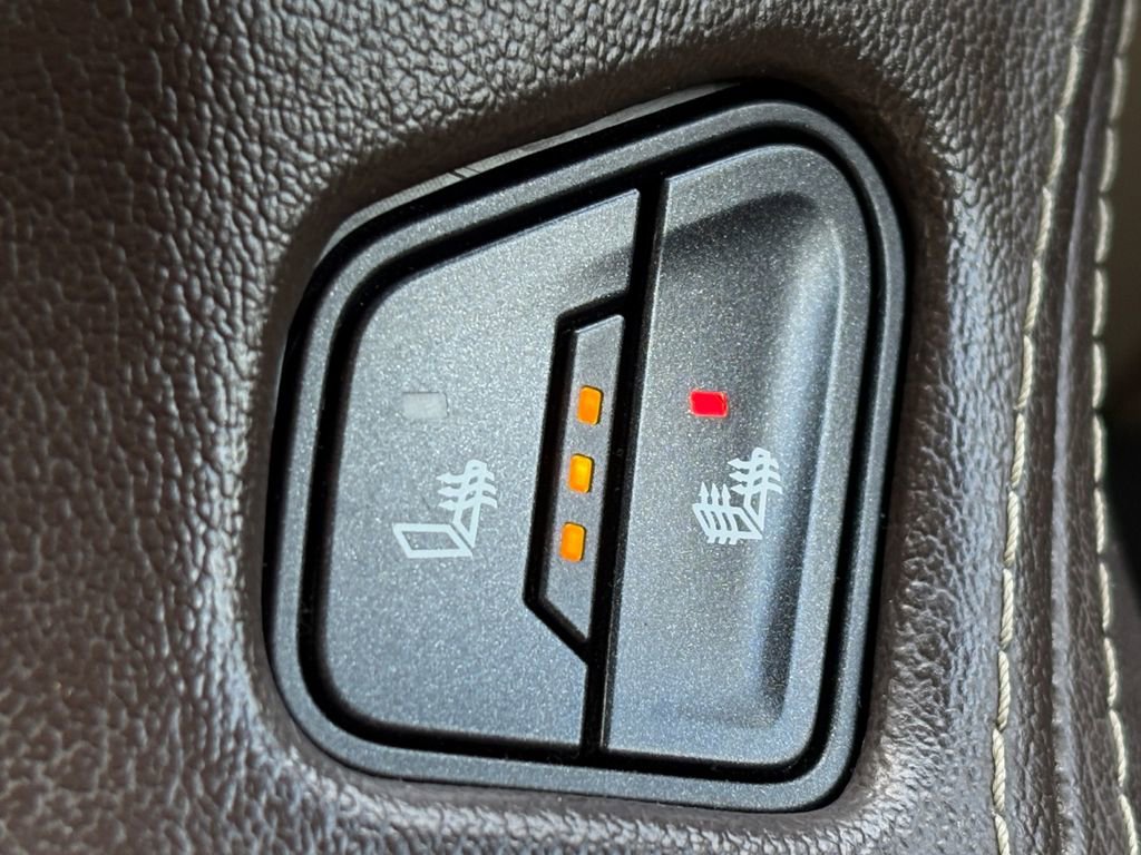 Used 2016 Chevrolet Tahoe LT image 6