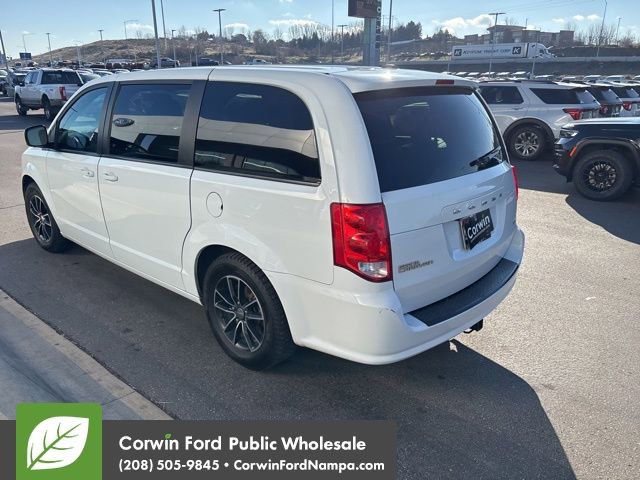 Used 2018 Dodge Grand Caravan SE image 11