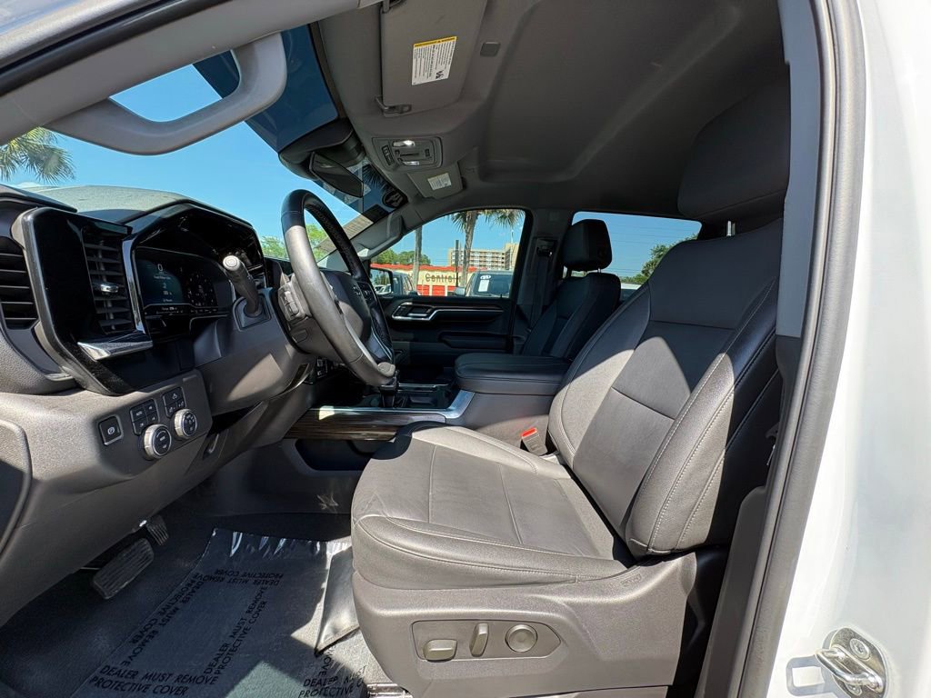 Used 2024 Chevrolet Silverado 1500 LT Trail Boss w/ Convenience Package II image 13