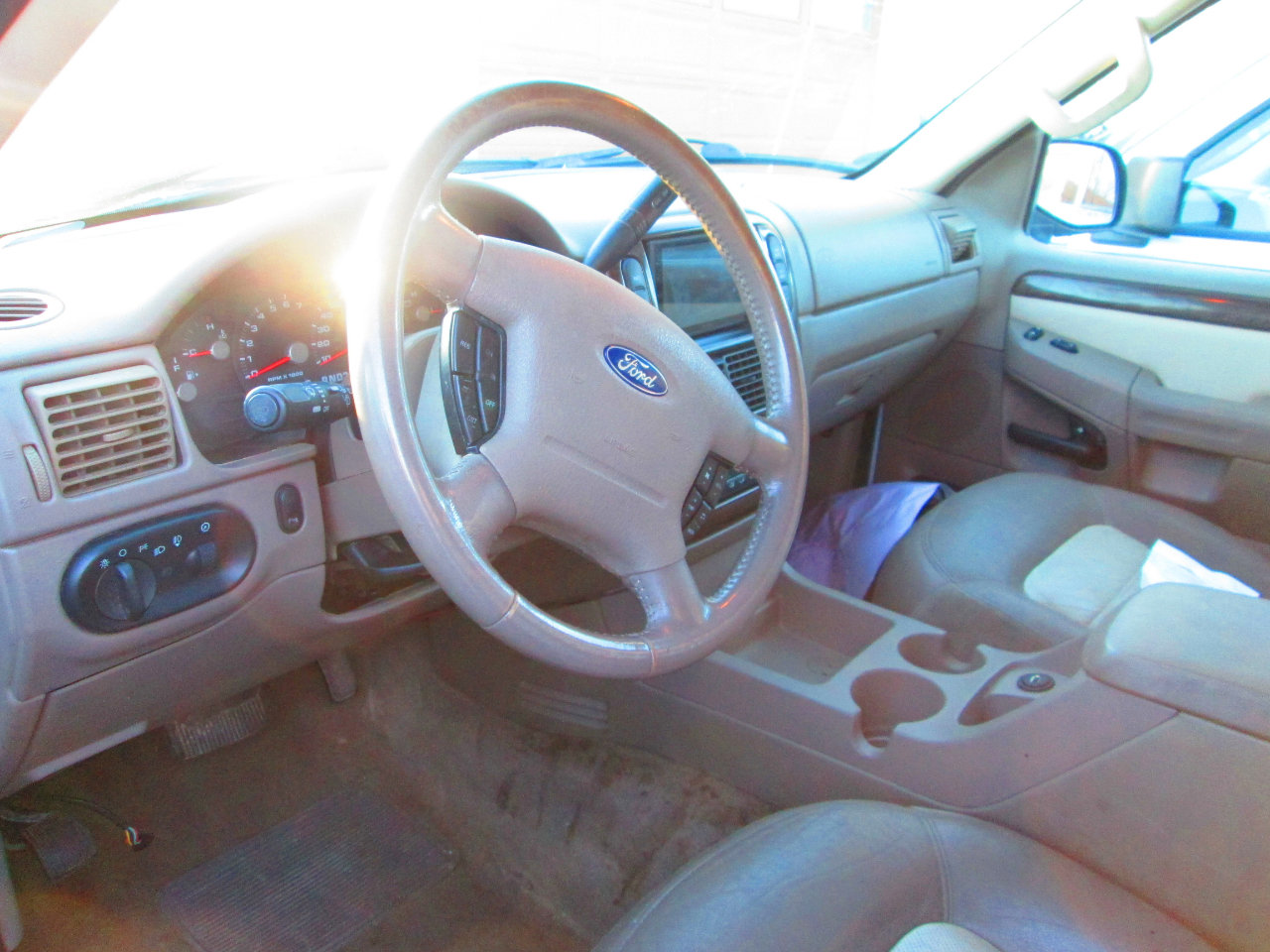 Used 2003 Ford Explorer Eddie Bauer image 7