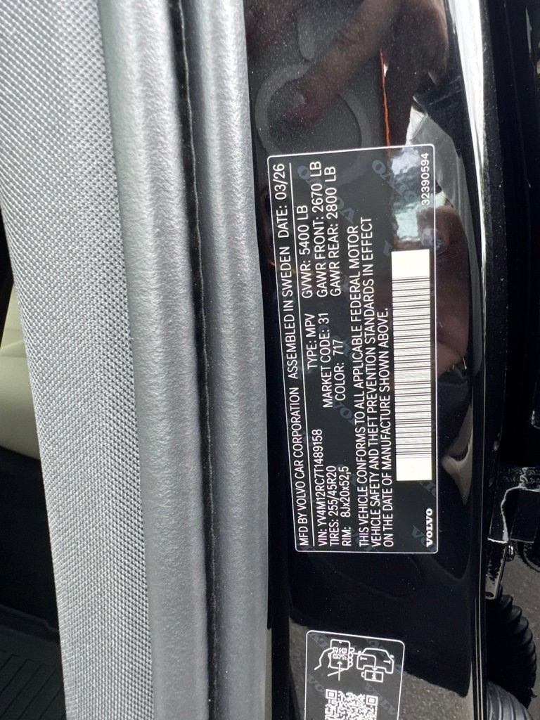 New 2026 Volvo XC60 B5 Plus w/ Protection Package Premier AWD/4WD image 30