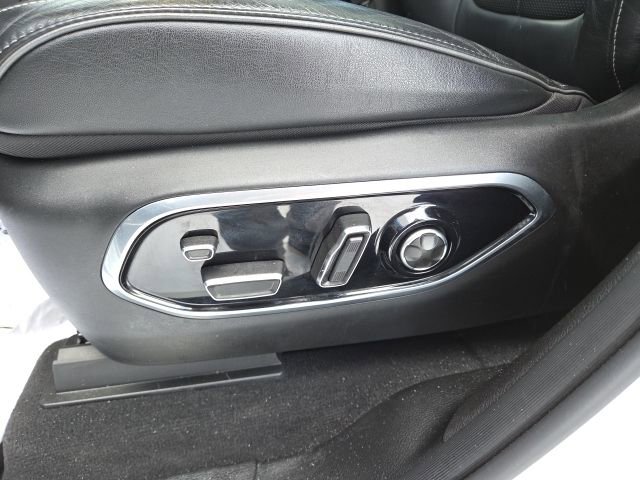 Used 2023 Jeep Grand Cherokee Overland w/ Luxury Tech Group IV image 45