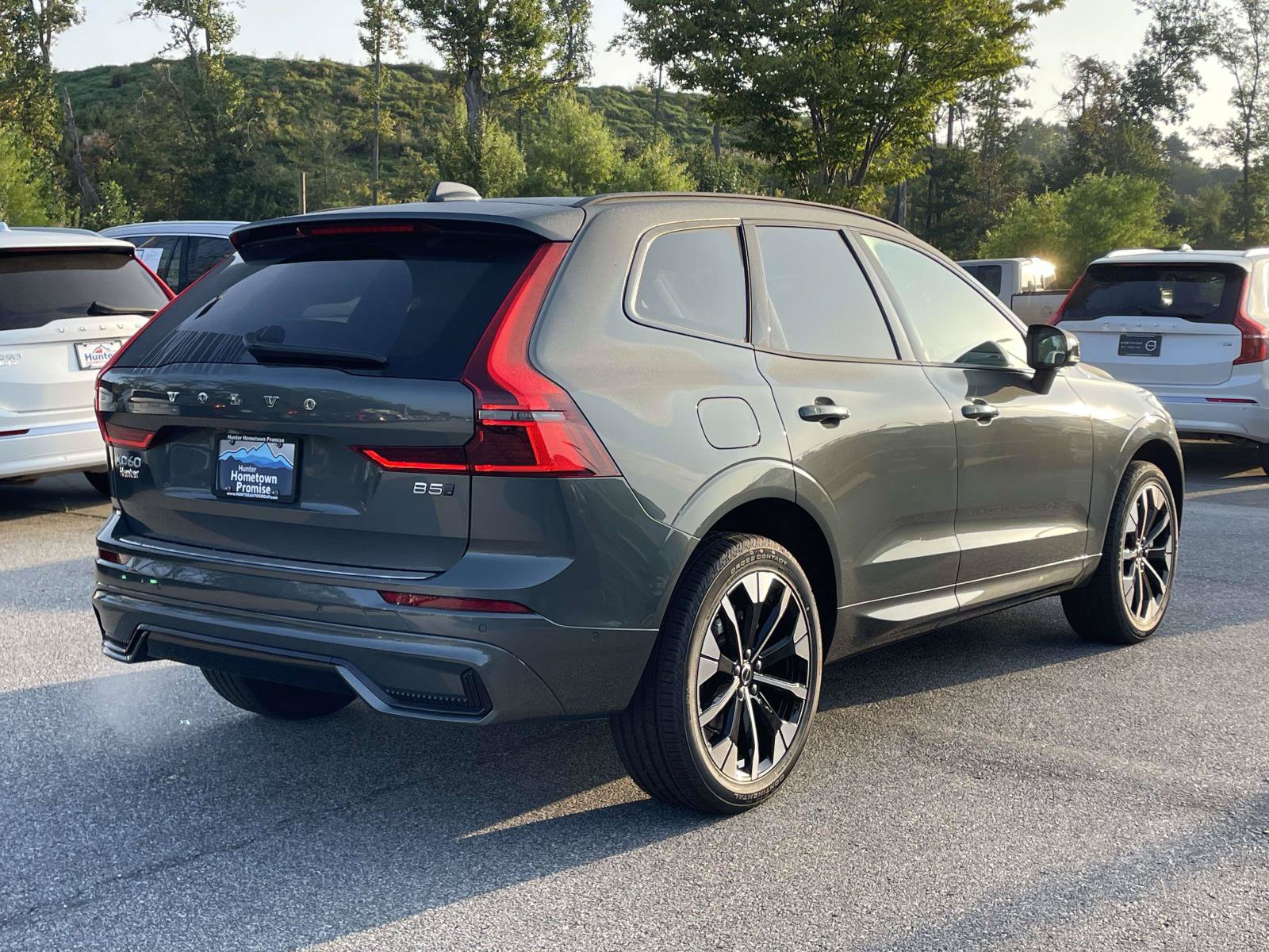 New 2027 Volvo XC60 B5 Plus AWD/4WD image 28