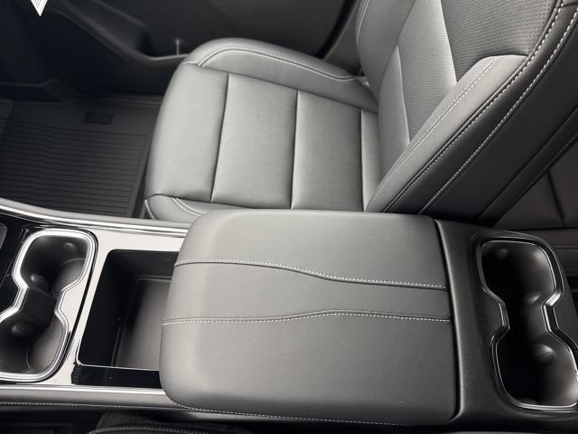 New 2026 Chevrolet Traverse LT w/ Driver Confidence Package AWD/4WD image 14