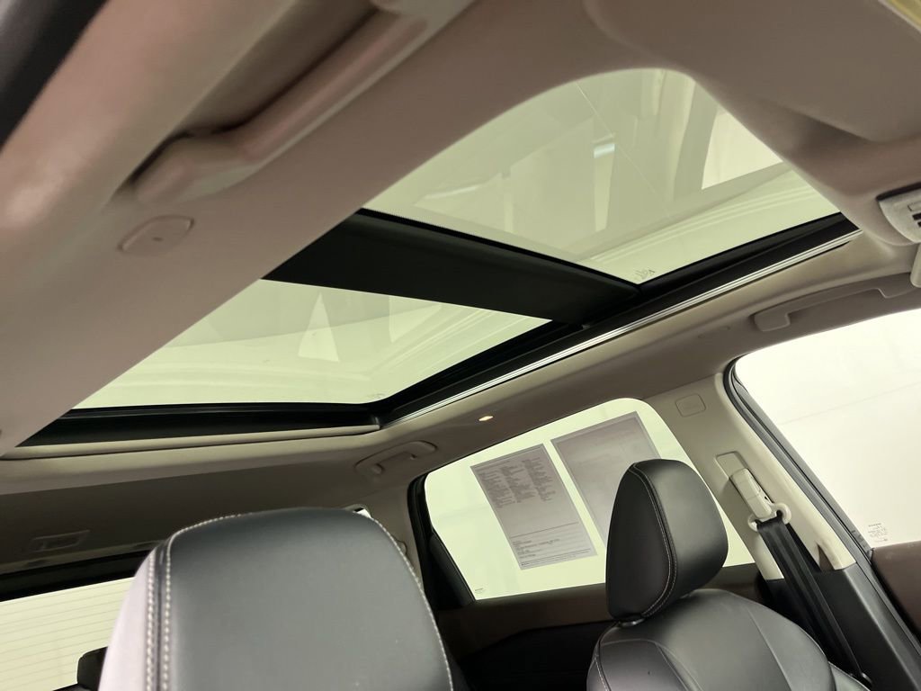 Used 2023 Nissan Rogue SL image 6