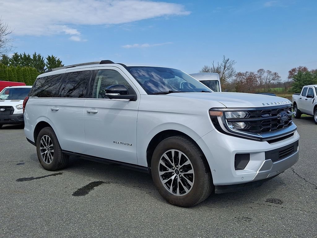 Used 2025 Ford Expedition Platinum image 1