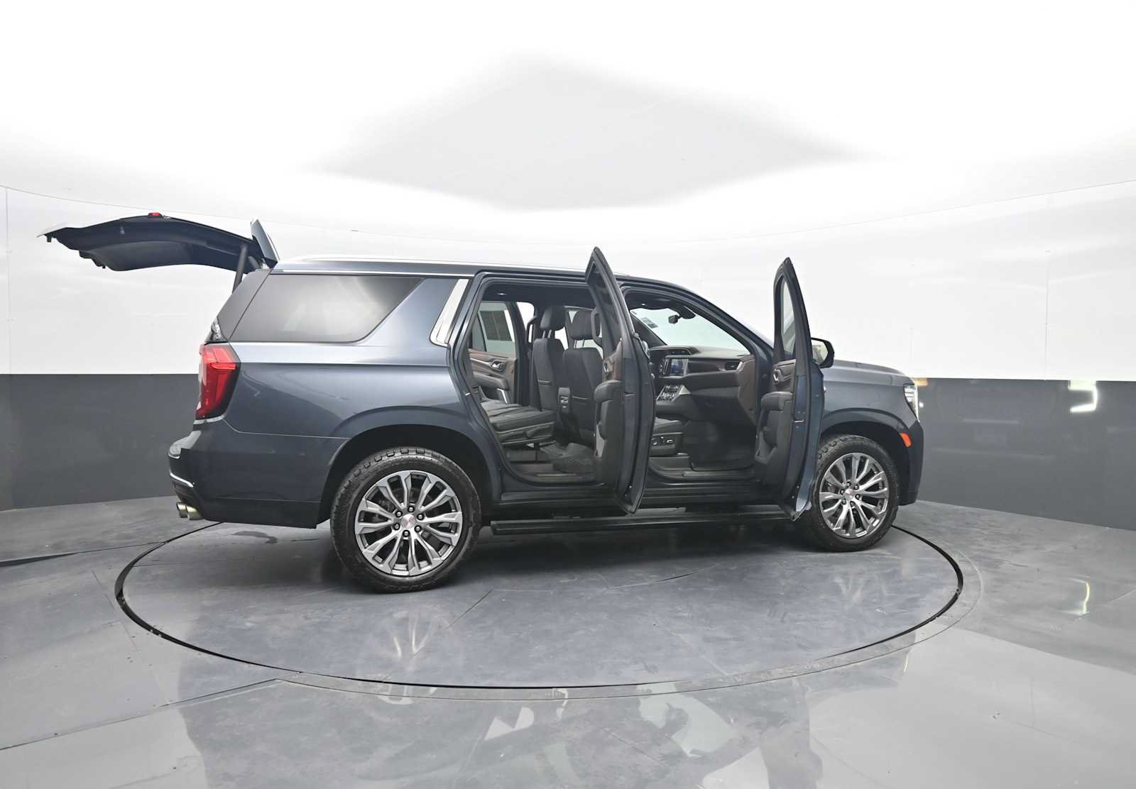 Used 2021 GMC Yukon Denali w/ Denali Premium Package RWD image 58