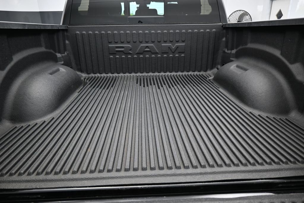 Used 2024 RAM 1500 Big Horn RWD image 34