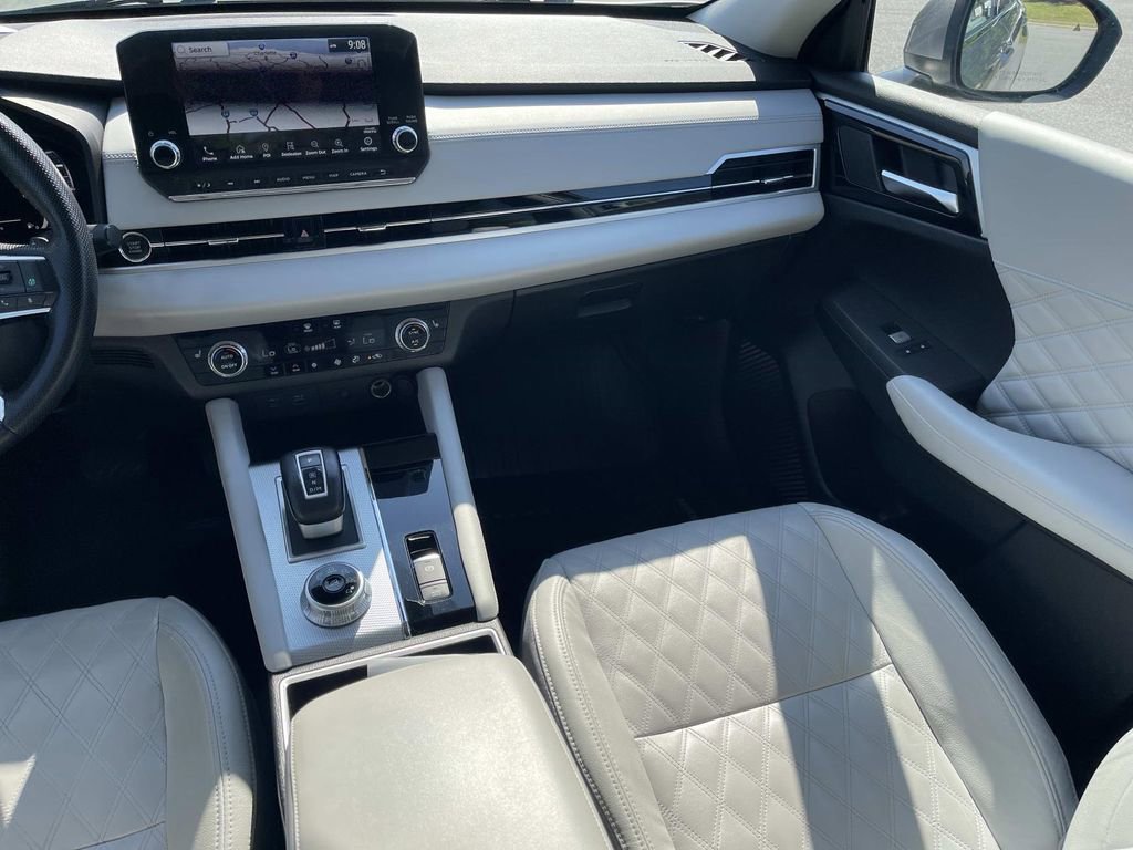 Used 2023 Mitsubishi Outlander SEL image 16