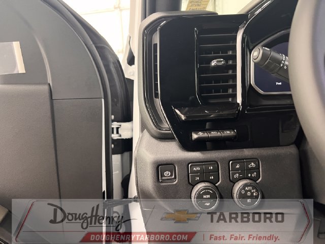 New 2026 Chevrolet Silverado 2500 ZR2 AWD/4WD image 30