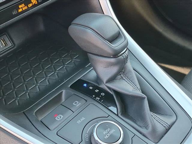 Used 2025 Toyota RAV4 XLE w/ Convenience Package AWD/4WD image 12