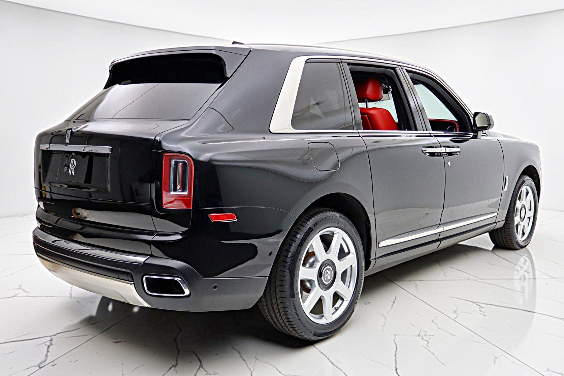 Used 2019 Rolls-Royce Cullinan AWD/4WD image 9
