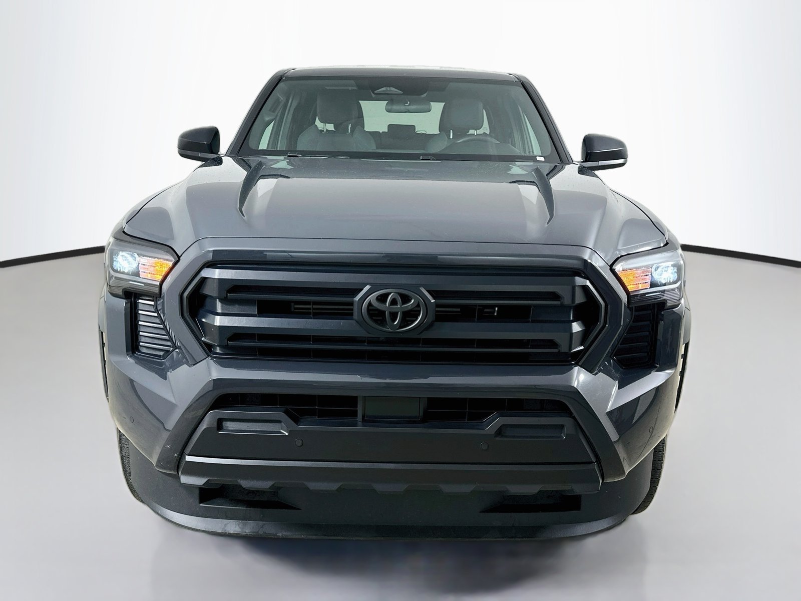 Used 2024 Toyota Tacoma SR w/ SR Upgrade Package AWD/4WD image 2