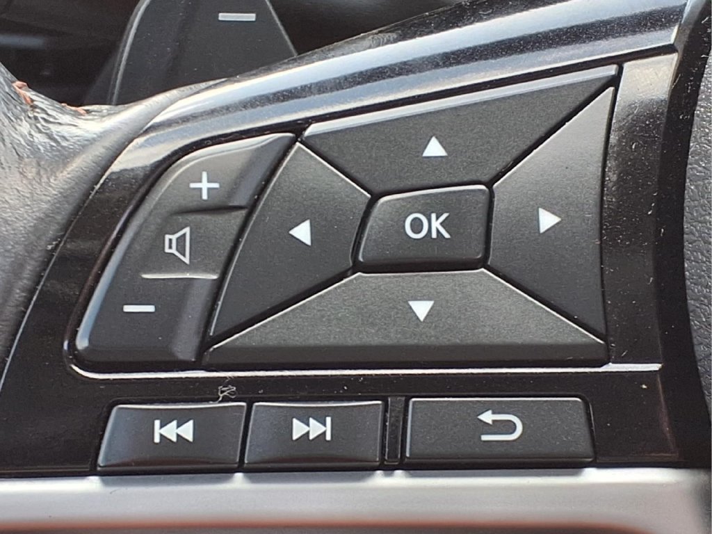 Used 2023 Nissan Altima 2.5 SR FWD image 16