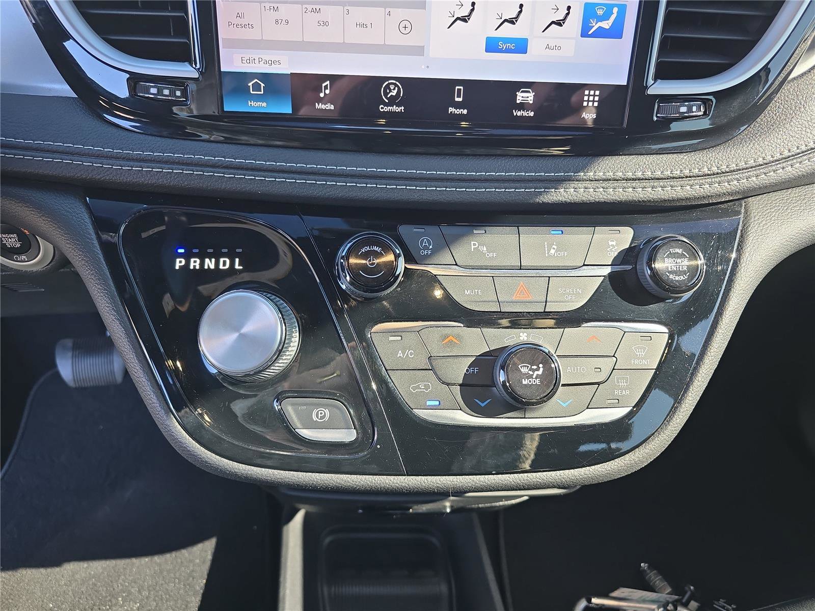 Used 2022 Chrysler Pacifica Touring-L w/ S Appearance Package image 28