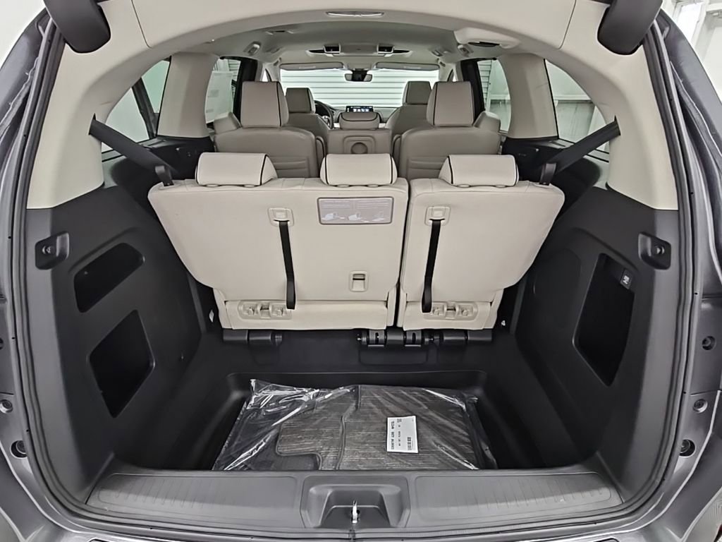 New 2026 Honda Odyssey Touring image 36