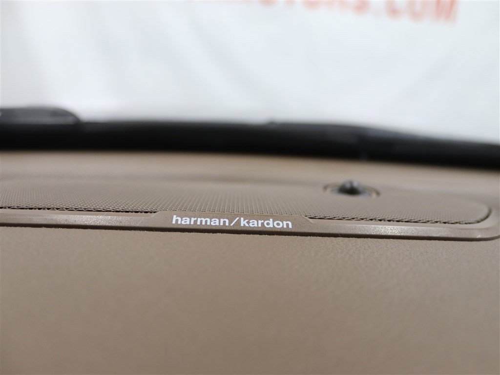 Used 2019 RAM 1500 Laramie AWD/4WD image 36