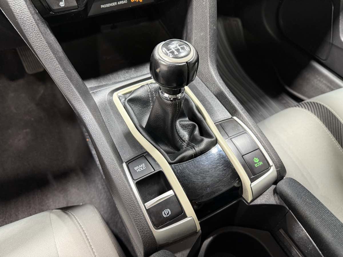 Used 2018 Honda Civic EX-T image 12