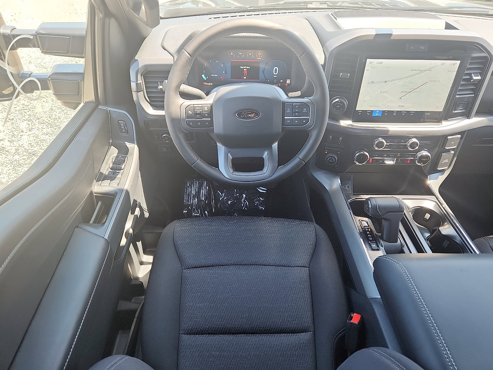 New 2025 Ford F150 XLT w/ Equipment Group 302A MID image 7