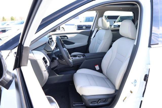 New 2026 Nissan Rogue SV image 8