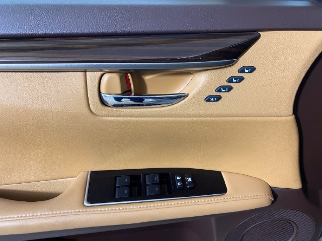 Used 2017 Lexus ES 350 w/ Navigation System Package FWD image 13