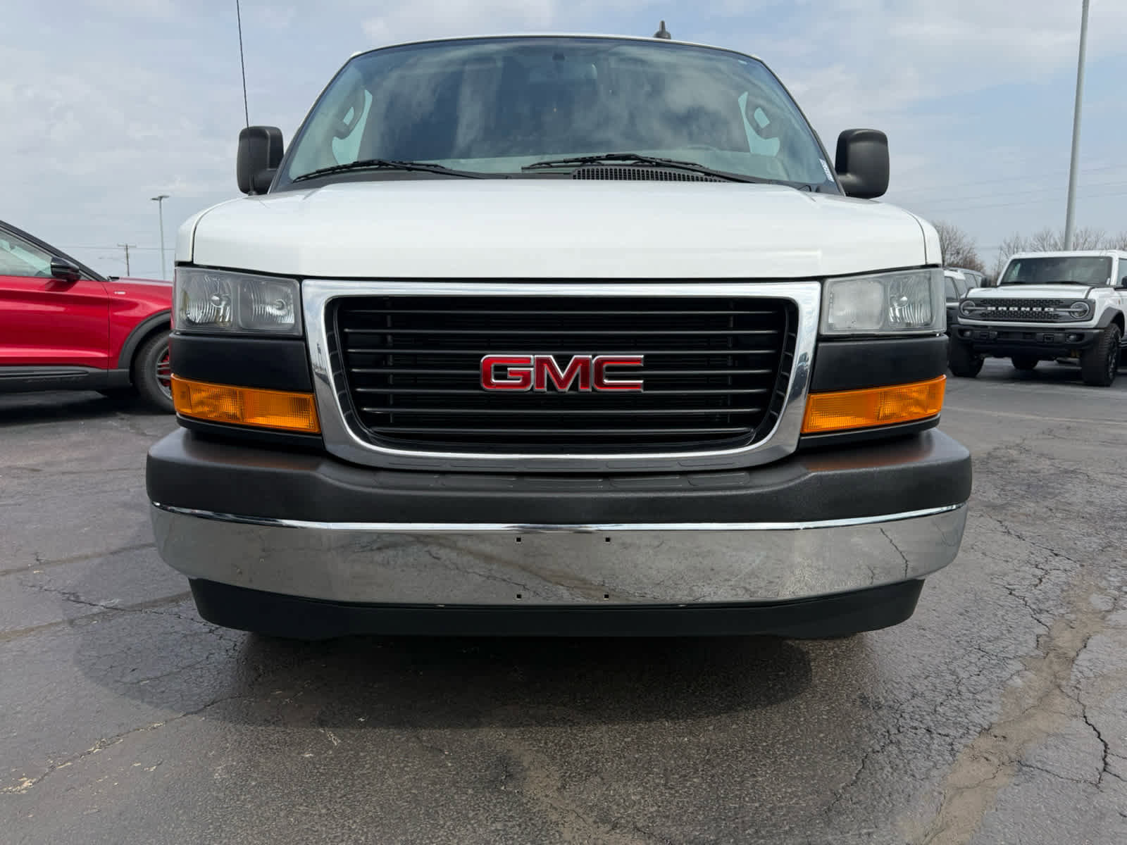 Used 2024 GMC Savana 2500 w/ Driver Convenience Package image 19