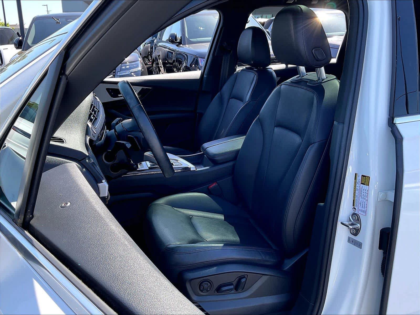 Used 2019 Audi Q7 2.0T Premium Plus w/ Premium Plus Package AWD/4WD image 28