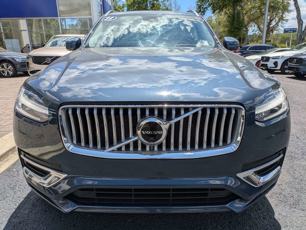 Used 2023 Volvo XC90 B6 Ultimate w/ Protection Package Premier AWD/4WD image 9