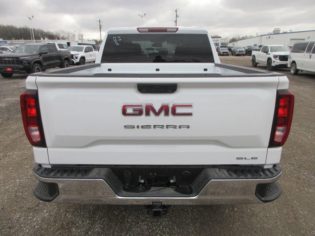 New 2026 GMC Sierra 1500 SLE image 6