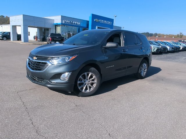 Used 2019 Chevrolet Equinox LS w/ LS Convenience Package AWD/4WD image 3